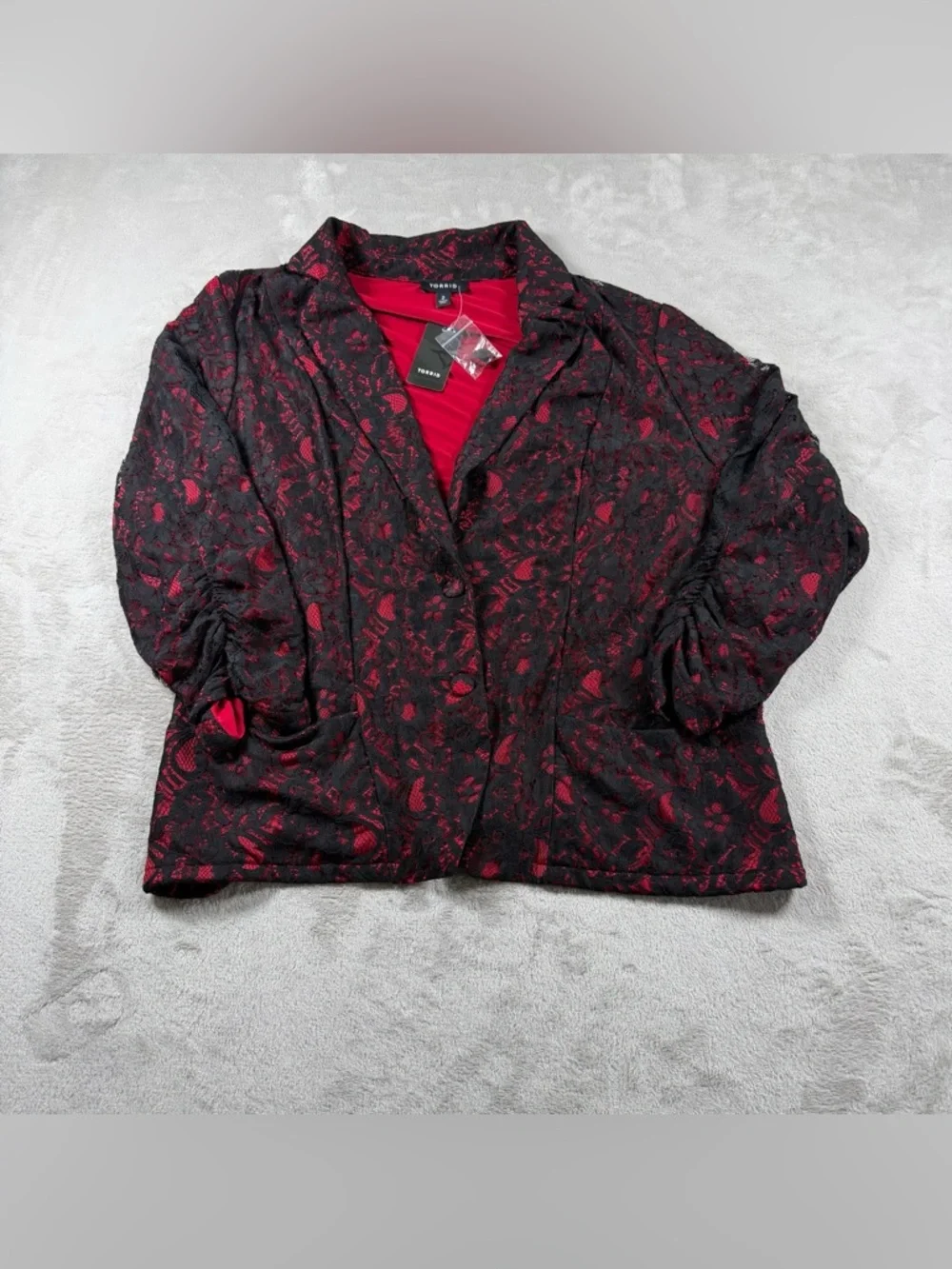Torrid Women's Plus Size 2 Red Lined Black Lace Ruched 3/4‎ Sleeve Blazer Event
